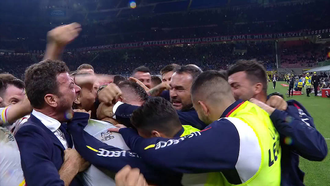 I festeggiamenti per il pareggio di Milano