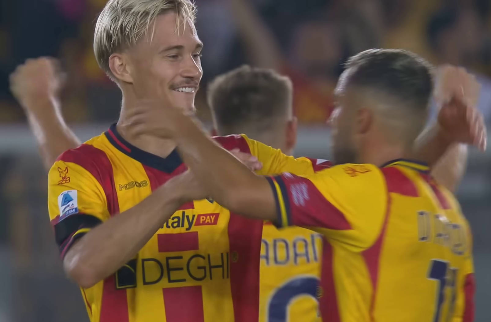 Almqvist e Di Francesco festeggiano gol e vittoria